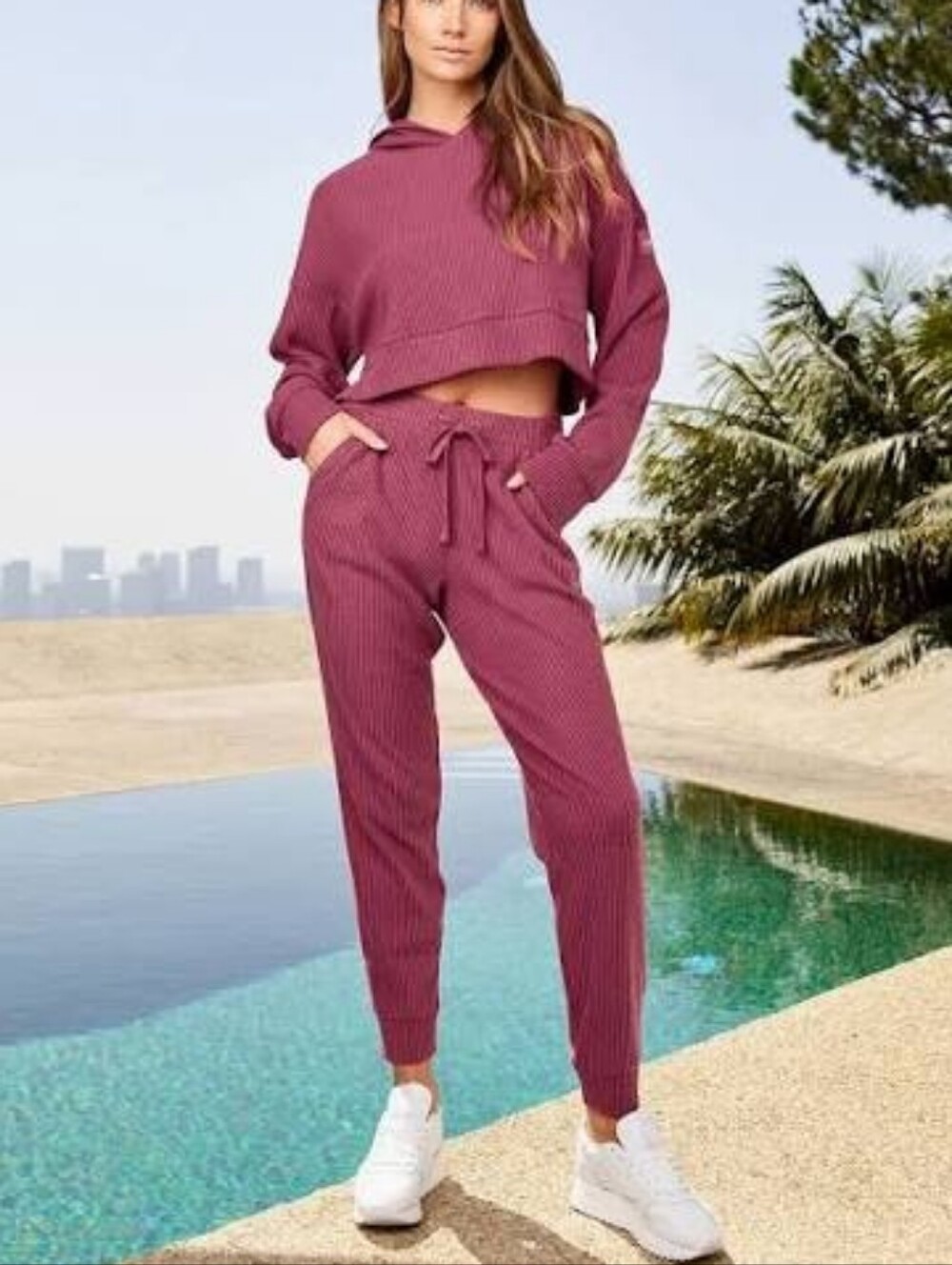Alo Yoga Muse 2pc Raspberry Sorbet Set Hoodie sz MEDIUM
